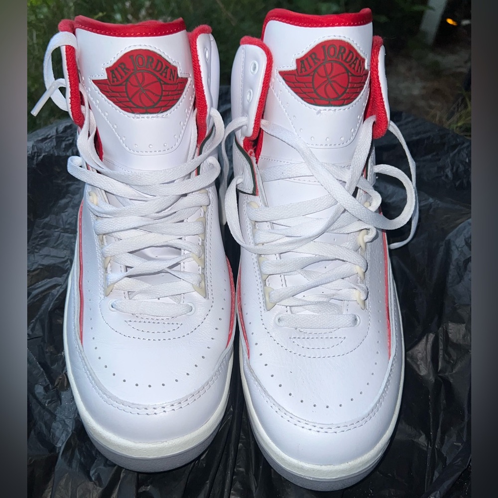 Air Jordan 2 Retro Origins White and Red High-Top